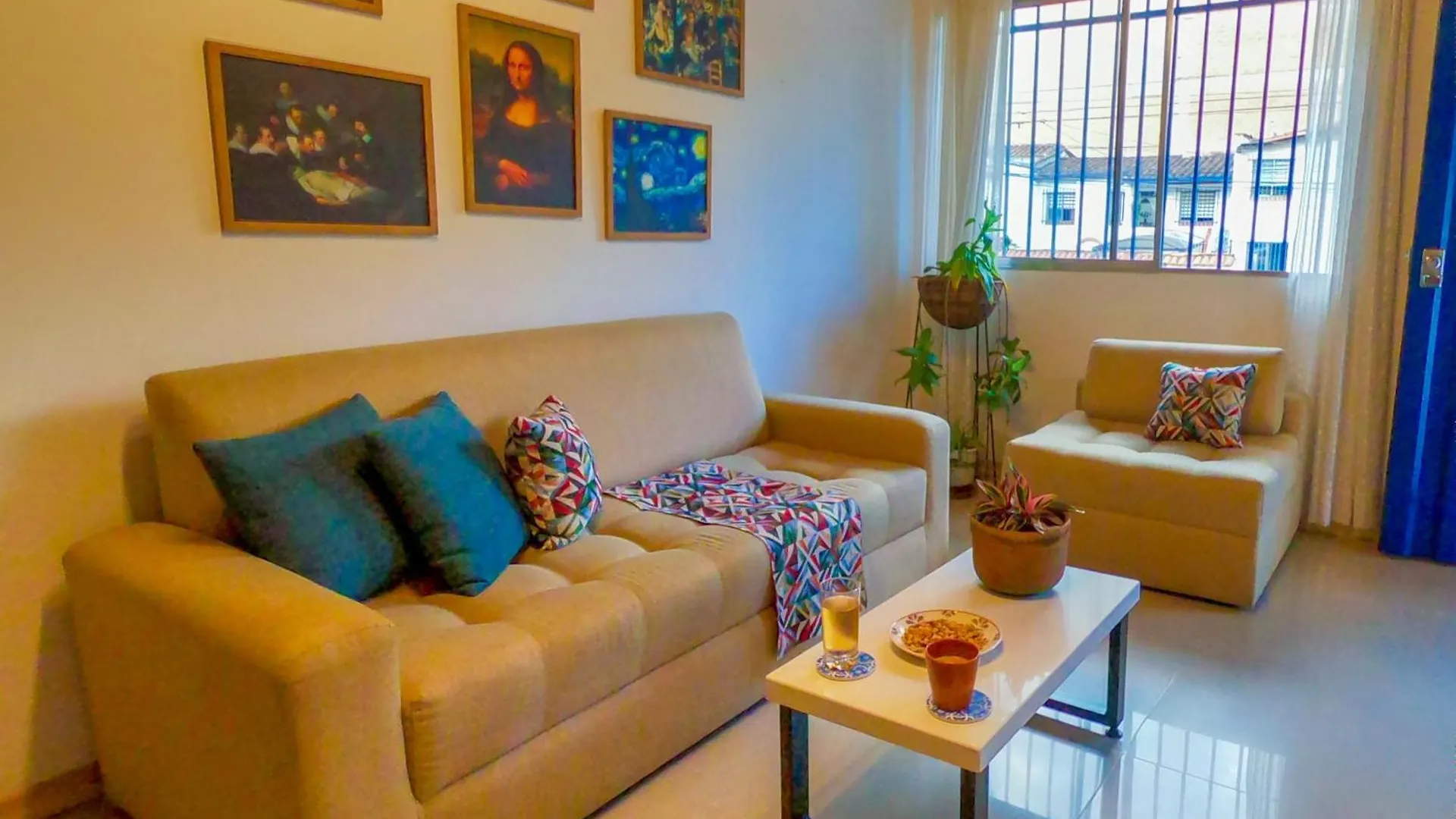 Azulejo - Guest House Medellín